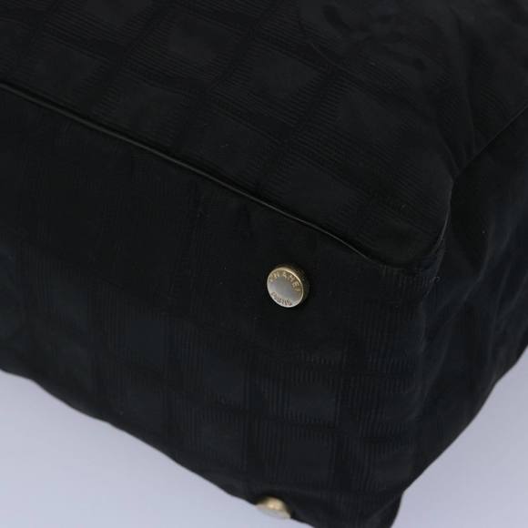CHANEL New Travel Line Tote Bag Nylon Black CC Auth ep3093 - Picture 14 of 16